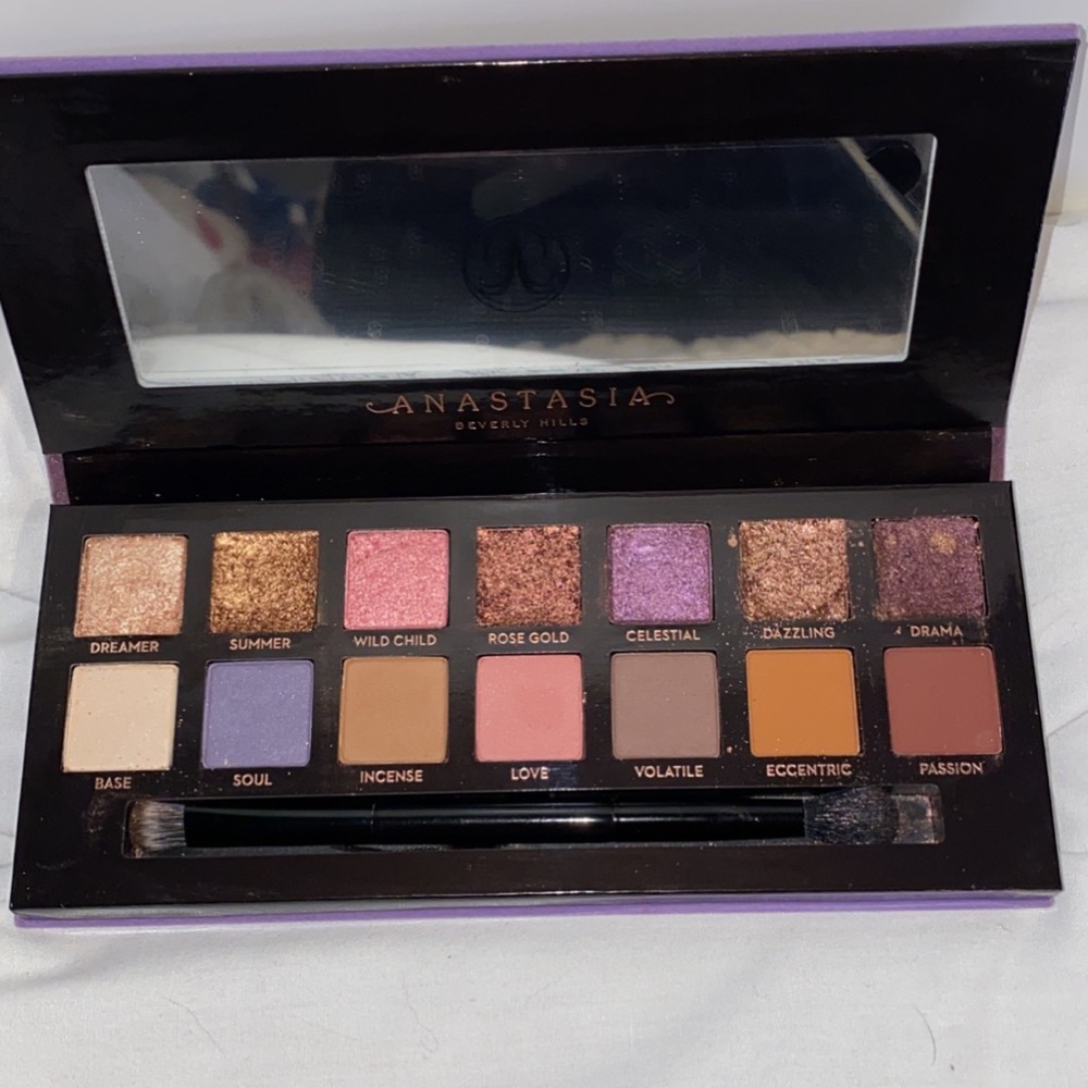 Anastasia Beverly Hills Norvina Palette - Picture 2 of 2